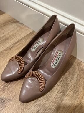 Vintage Connie Kitten 3" Heels Size 8 Mauve